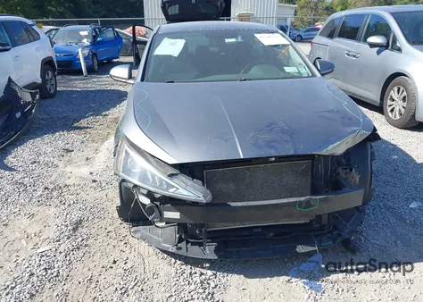 2019 Hyundai Elantra Se z USA, uszkodzony, nr VIN 5NPD74LF1KH446927